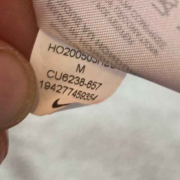 Nike Men's Hoodie Sweatshirt M Dri-Fit Standard Fit Red Polyester Pullover - Picture 9 of 13